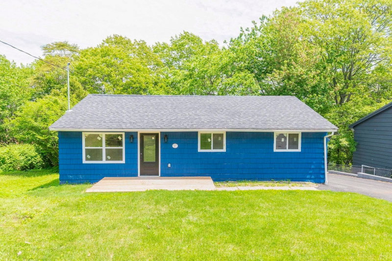 27 Meadowview Drive, Bedford, Nova Scotia