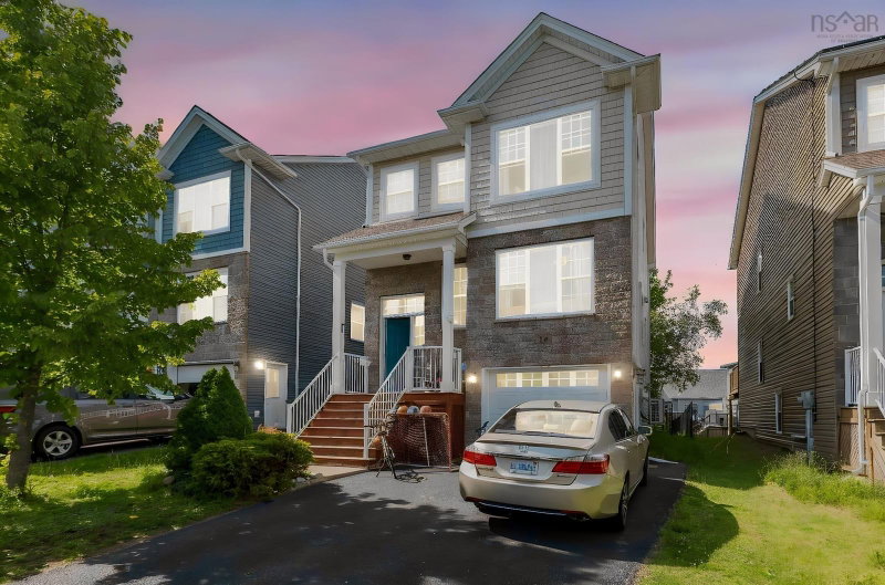 15 Lowther Lane, Bedford, Nova Scotia