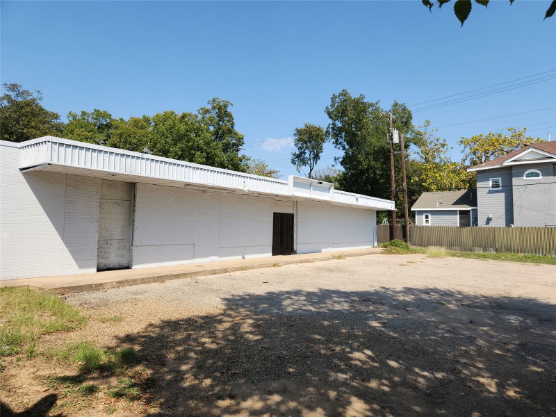 4118 Colonial Avenue