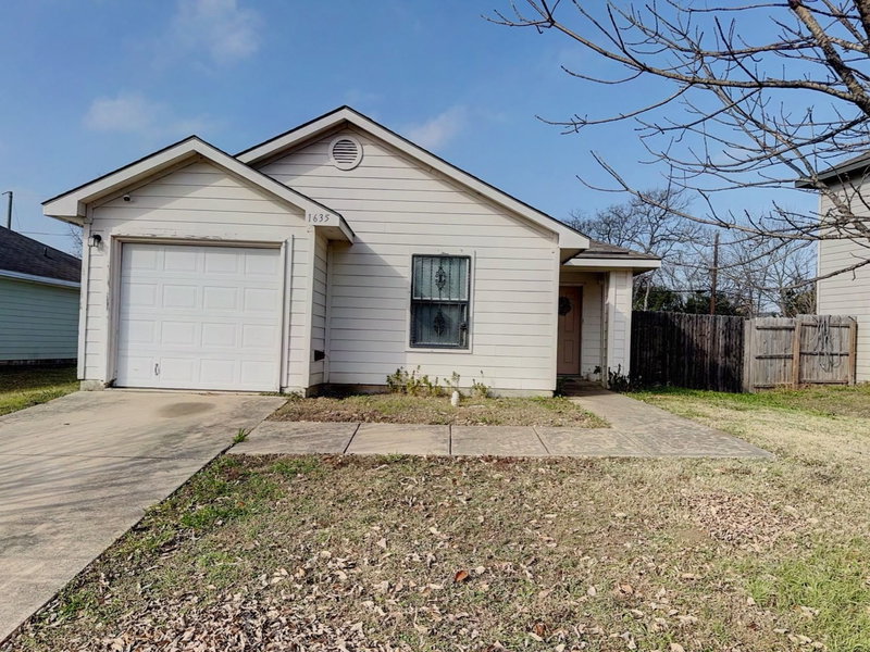 1635 Red Cloud Drive