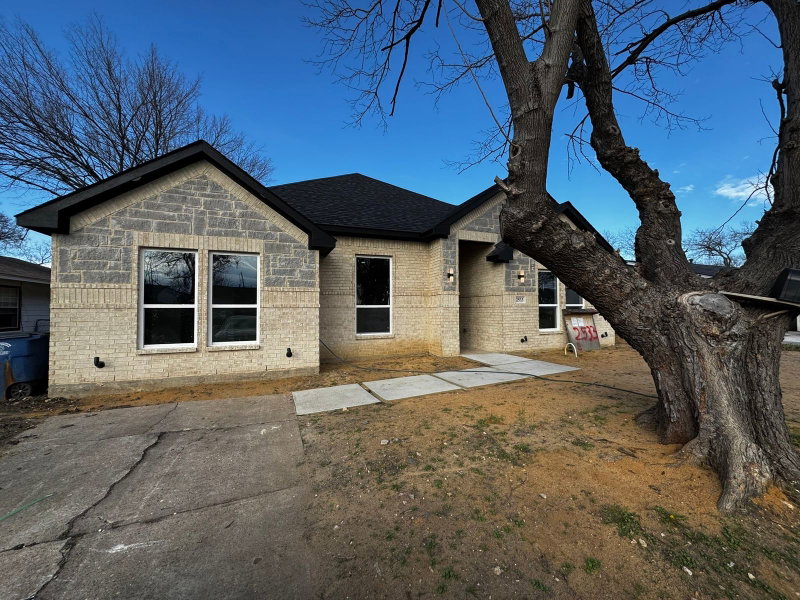2533 Jonesboro Avenue