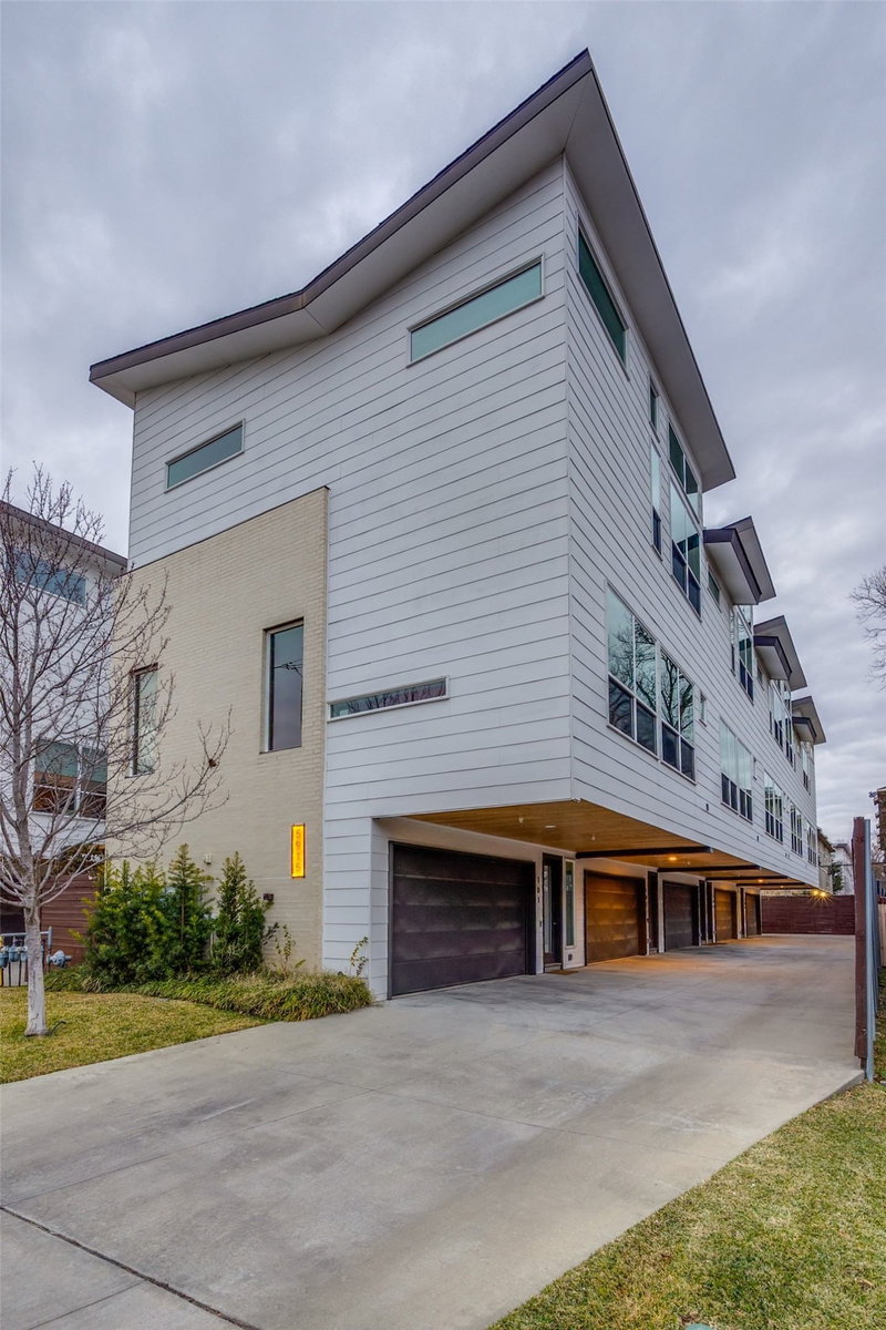5915 Lindell Avenue #105