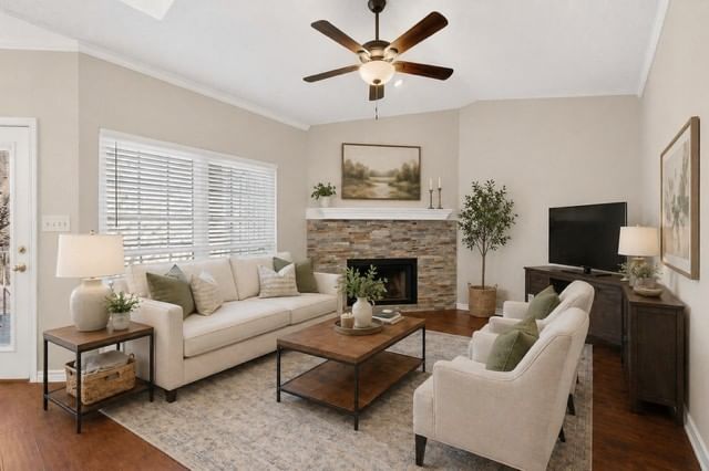 7151 Gaston Avenue #409