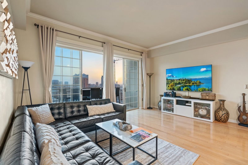3225 Turtle Creek Boulevard #1420