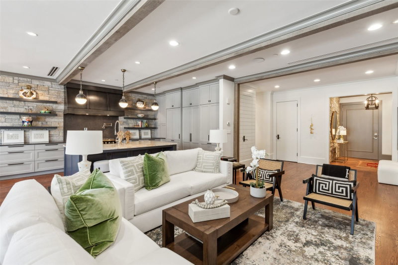 2300 Wolf Street #3D
