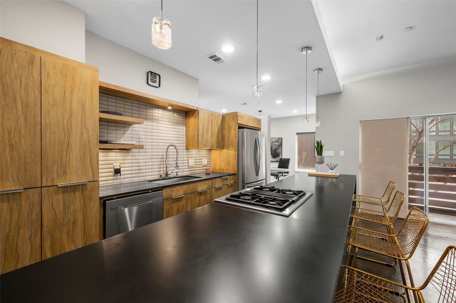 5205 Capitol Avenue #9 — photo 3