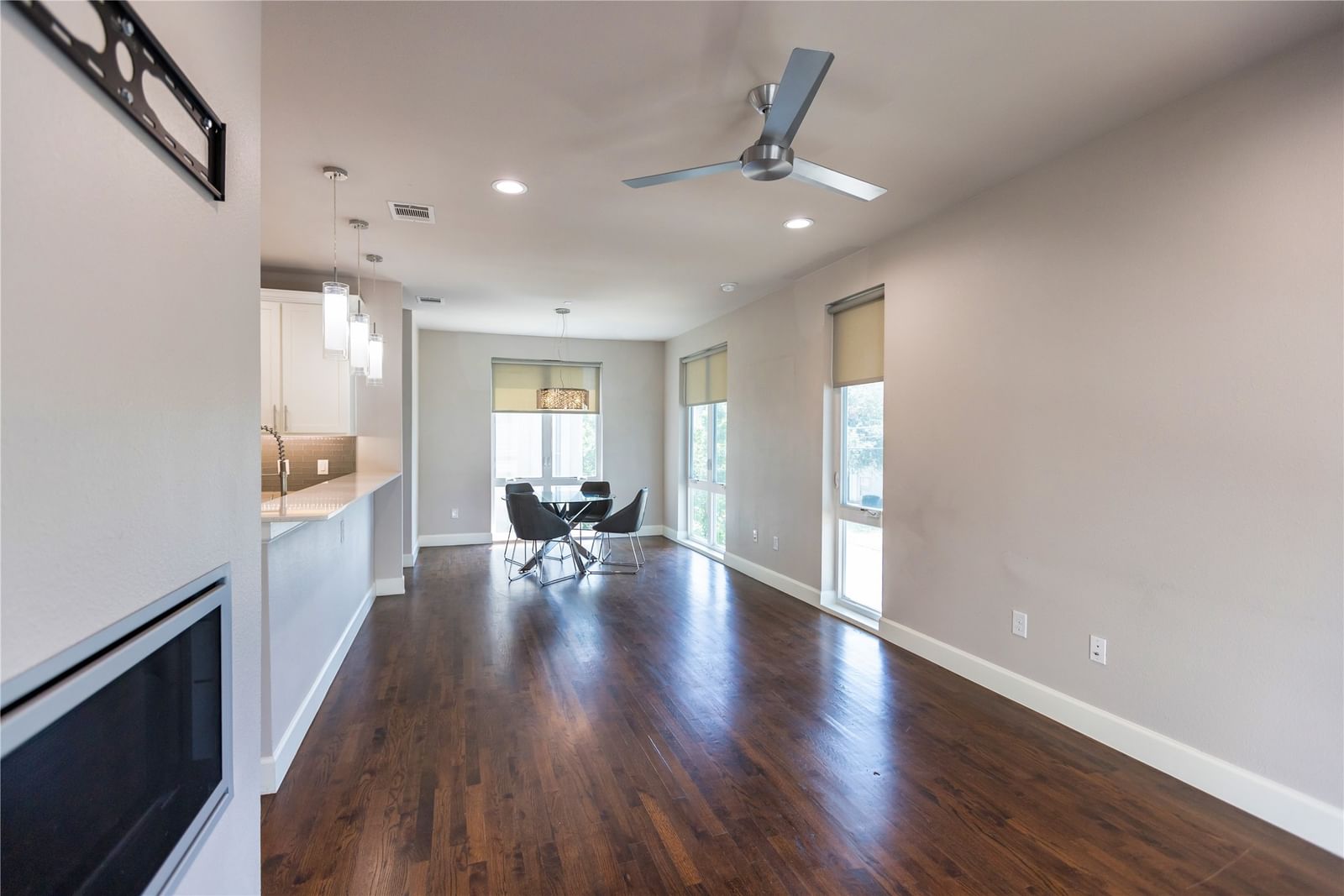 2016 Fitzhugh Avenue #101 — photo 4