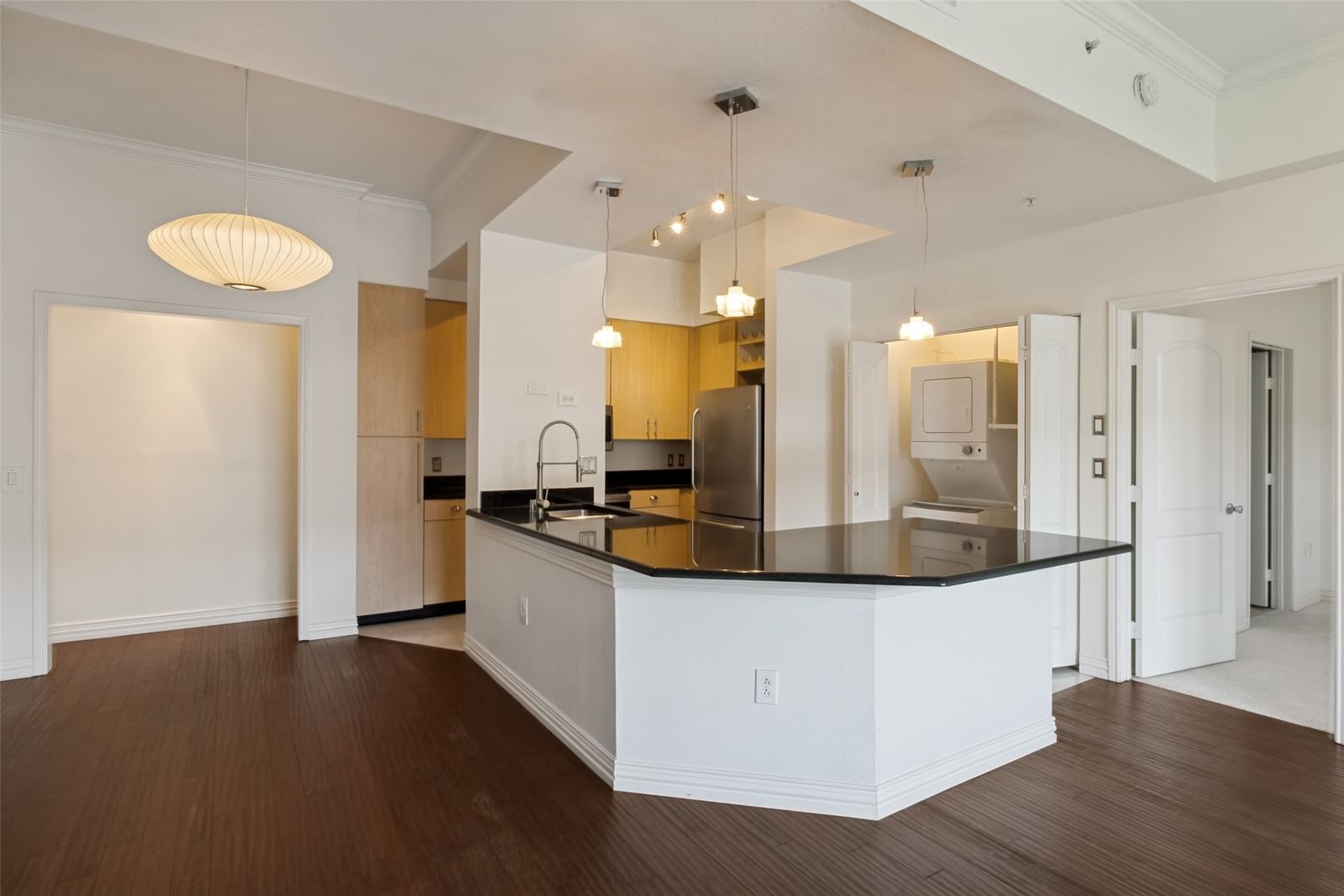 3225 Turtle Creek Boulevard #520 — photo 4