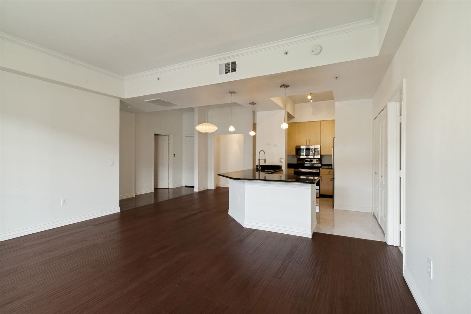 3225 Turtle Creek Boulevard #520 — photo 6