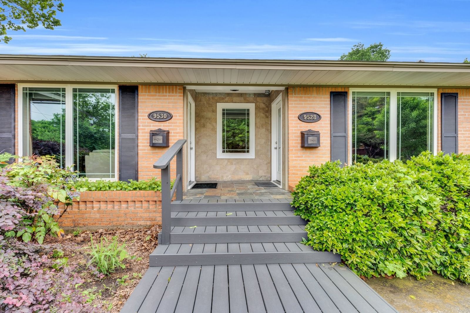 9528 Ash Creek Drive — photo 3