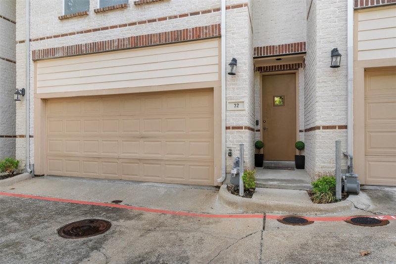 4830 Cedar Springs Road #32