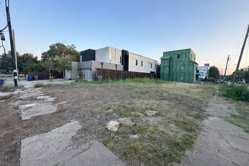 2111 Annex Avenue #1B