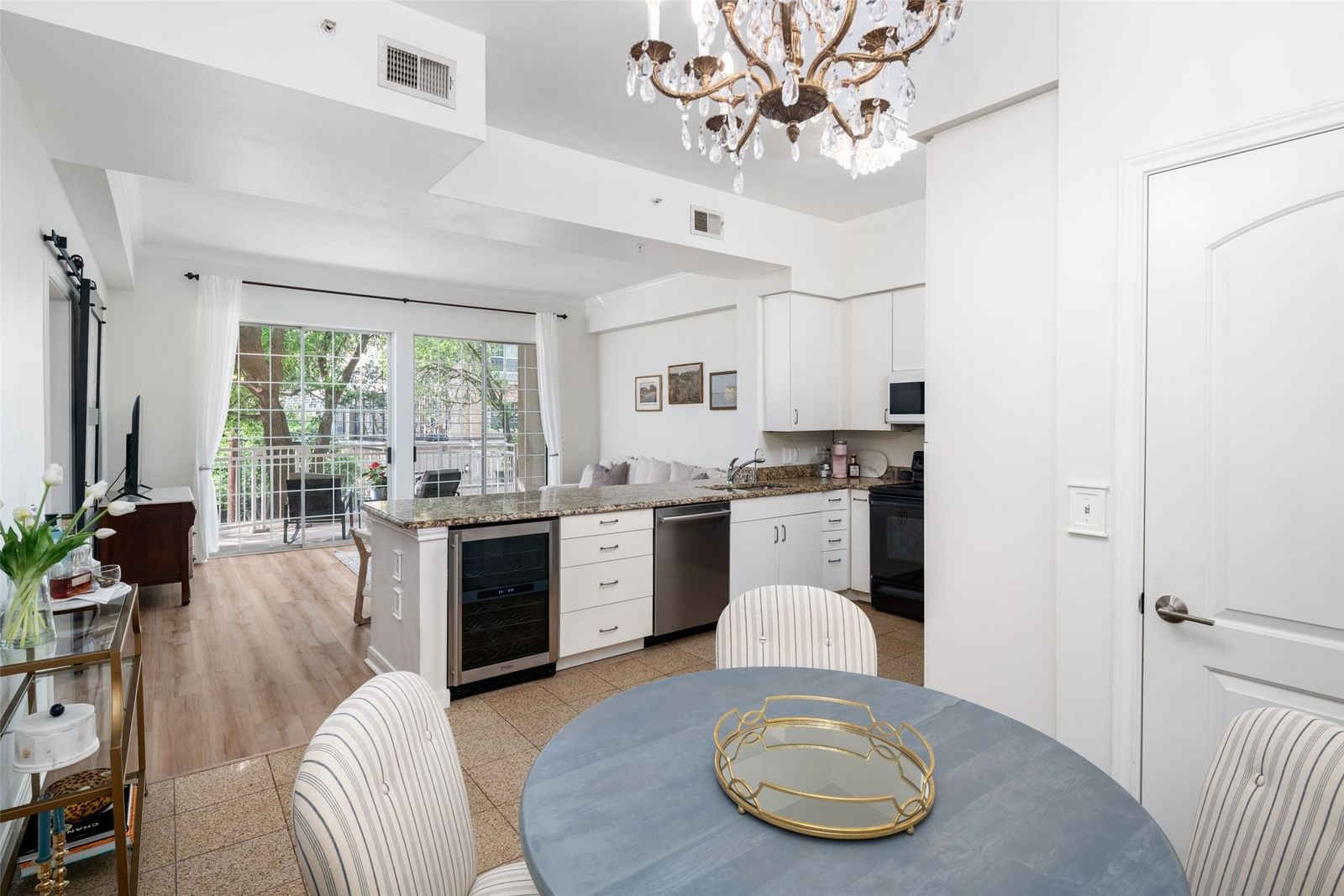 3225 Turtle Creek Boulevard #234 — photo 3
