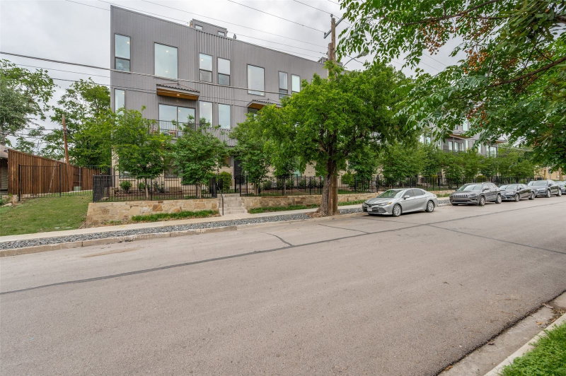 1916 Annex Avenue