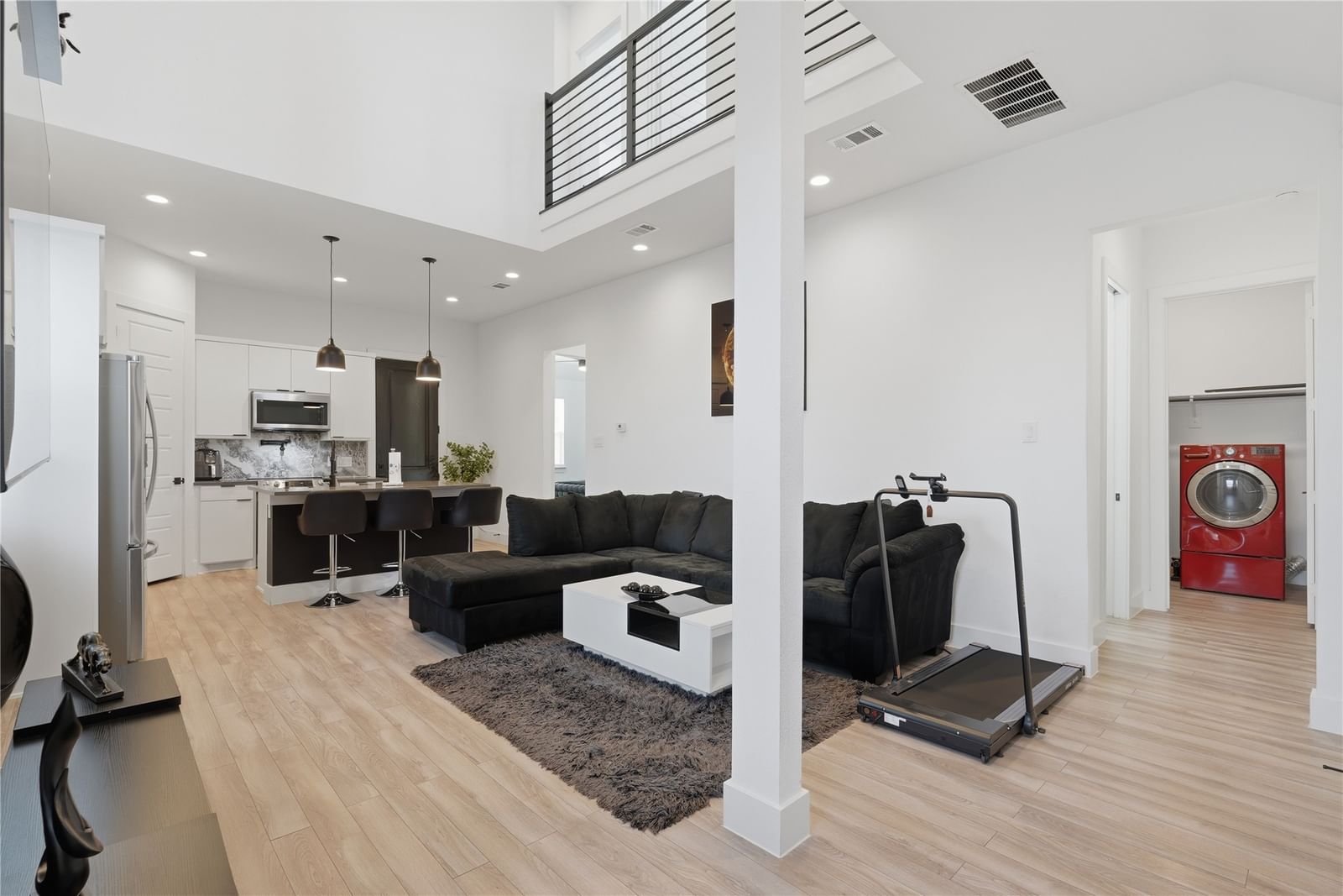 3316 Nomas Street — photo 4