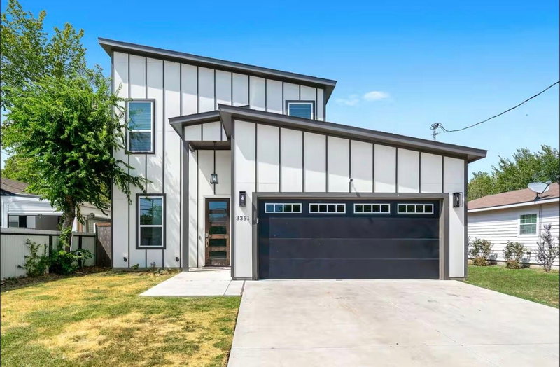 3351 Canada Drive