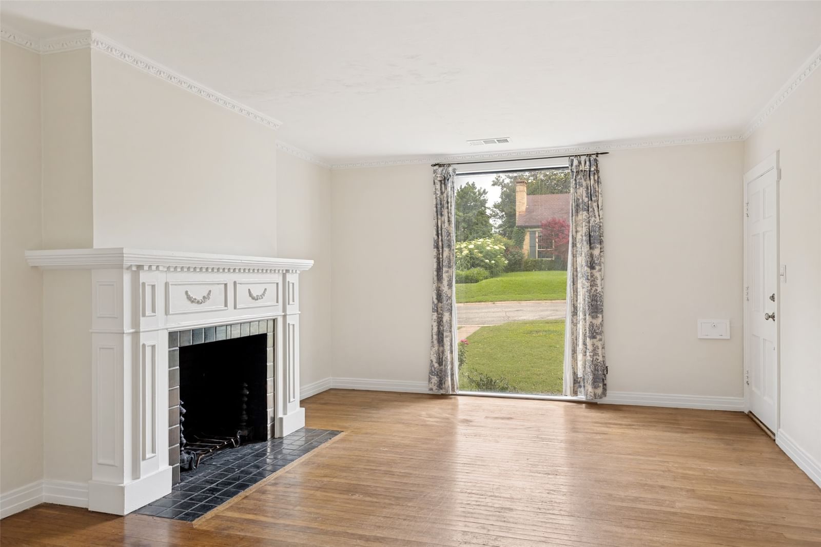 7011 Hammond Avenue — photo 3