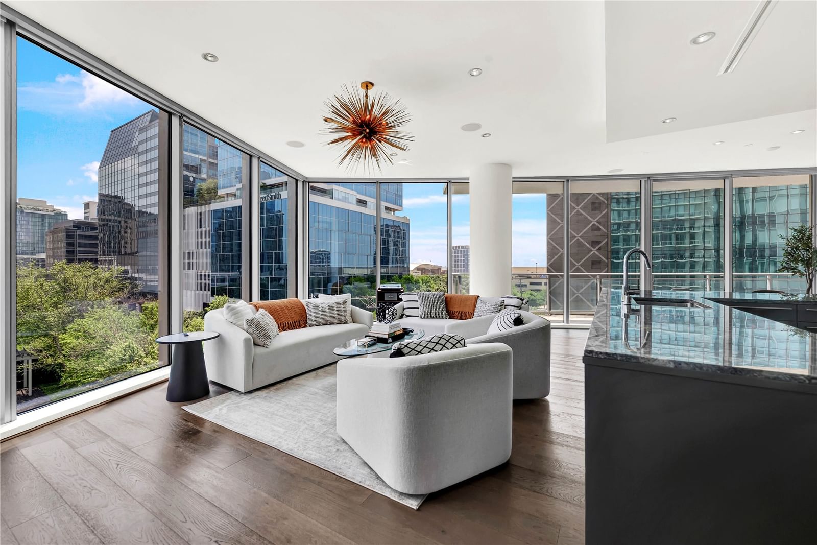 2900 Mckinnon Street #401 — photo 6