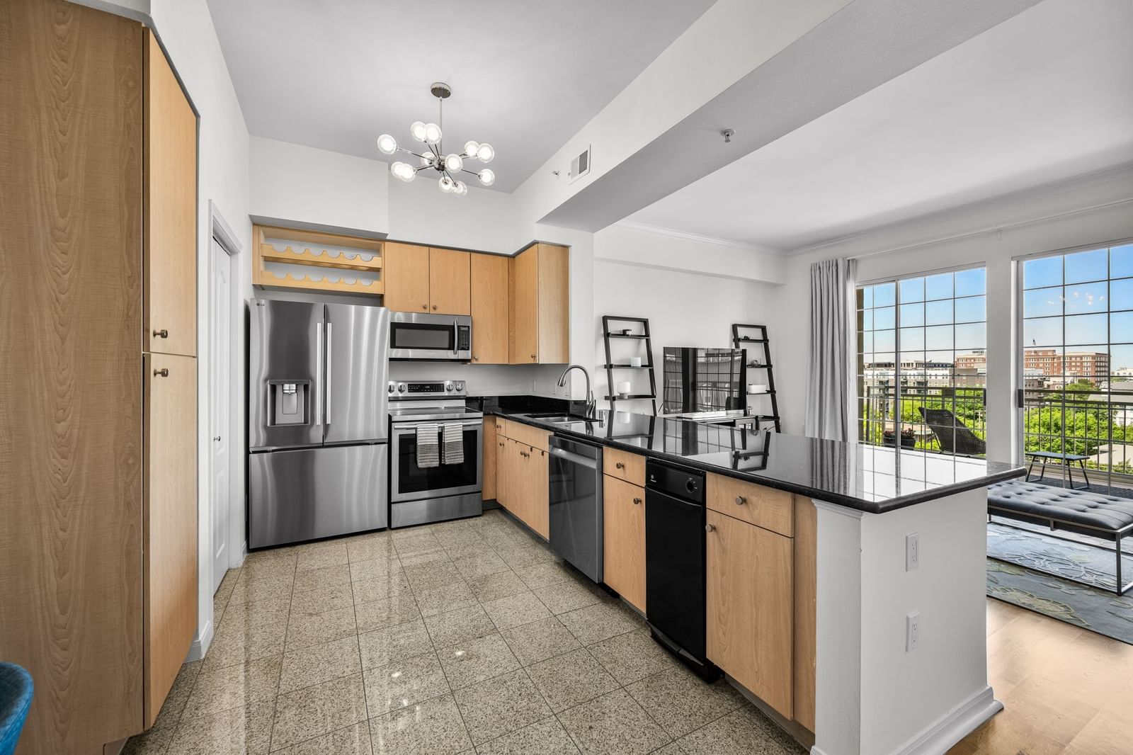 3225 Turtle Creek Boulevard #828 — photo 8