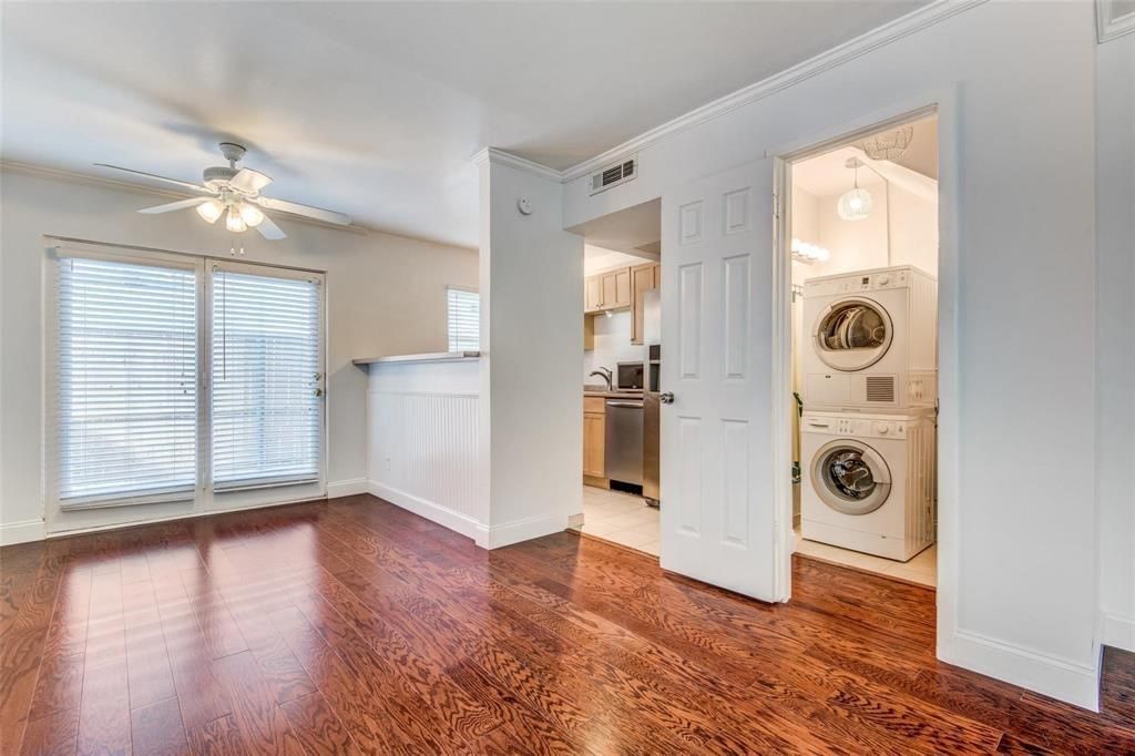 4011 Cole Avenue #113 — photo 5