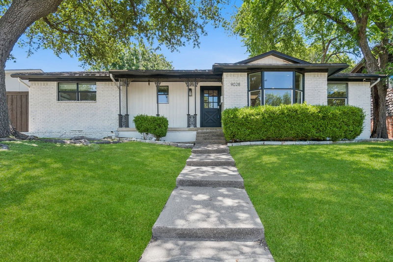 9028 Fringewood Drive