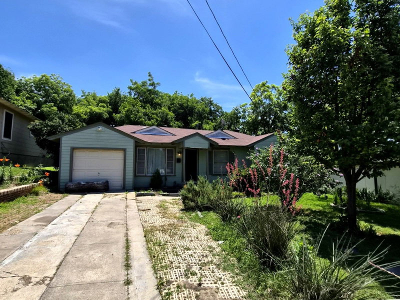 3012 Bisbee Drive