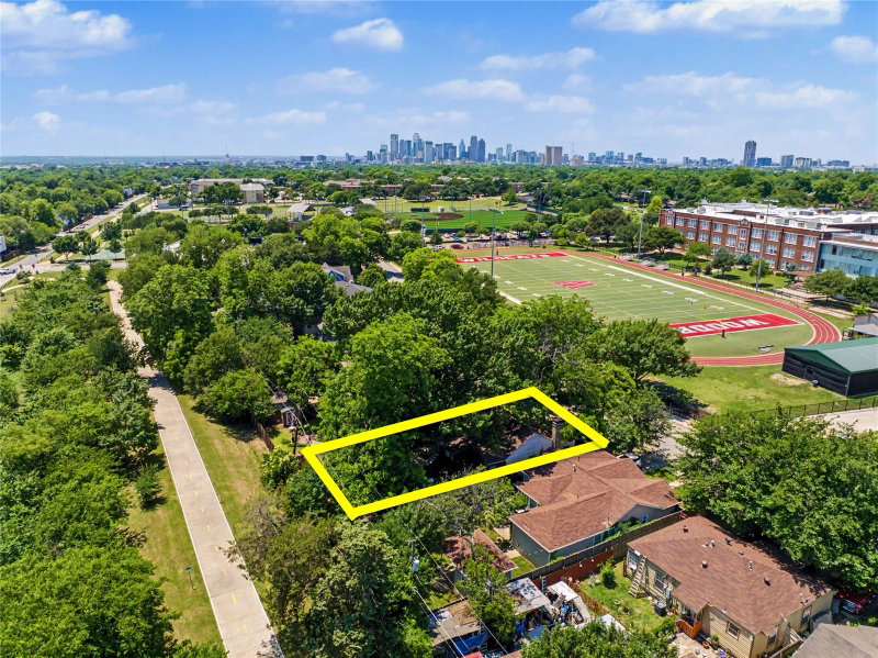 6322 Covington Lane