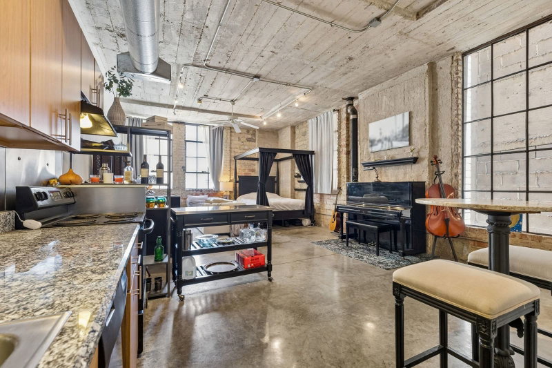 1122 Jackson Street #820