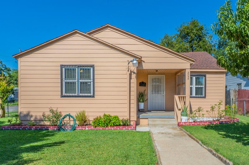 3055 Frio Drive