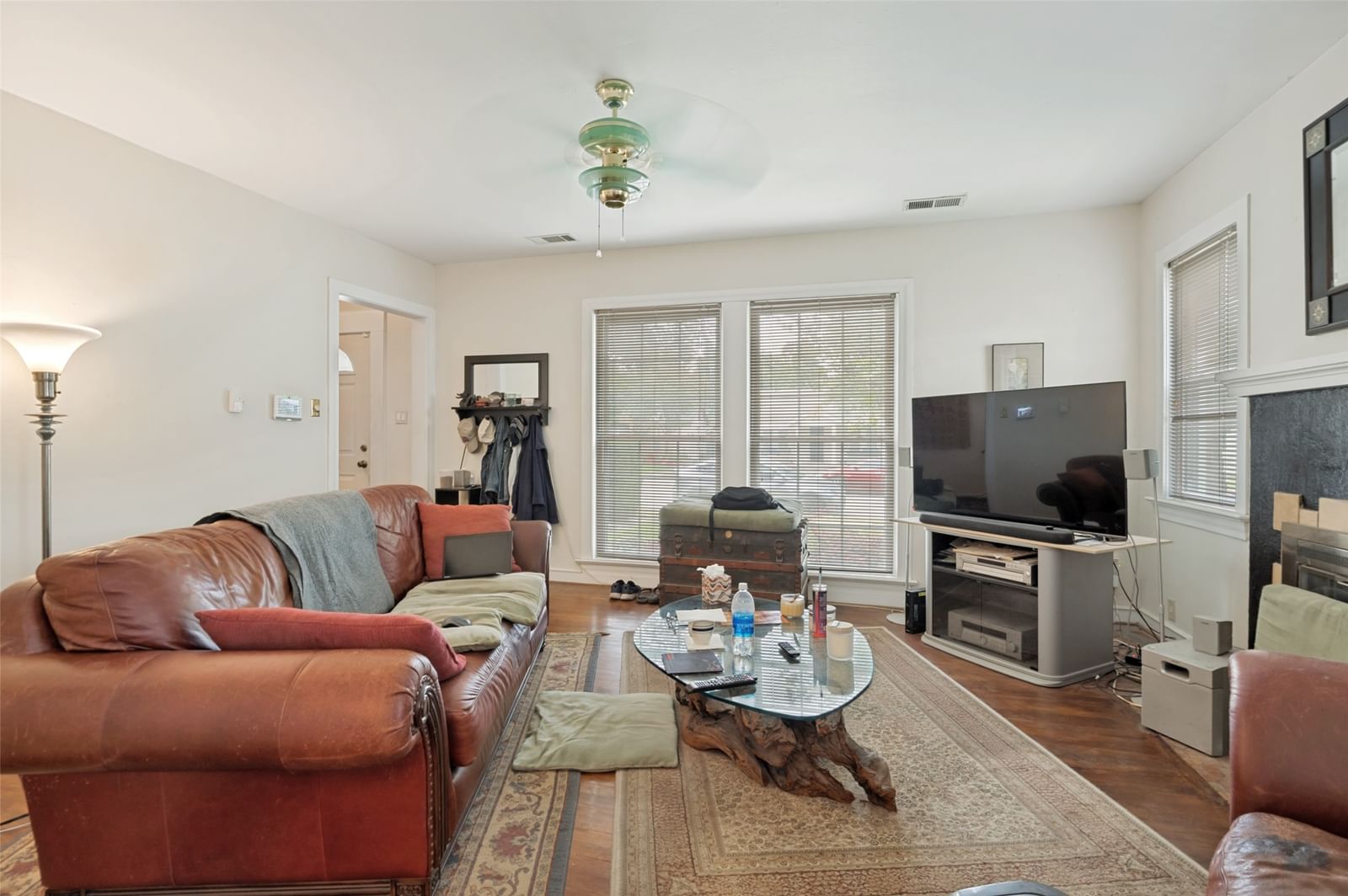 2741 Catherine Street — photo 3