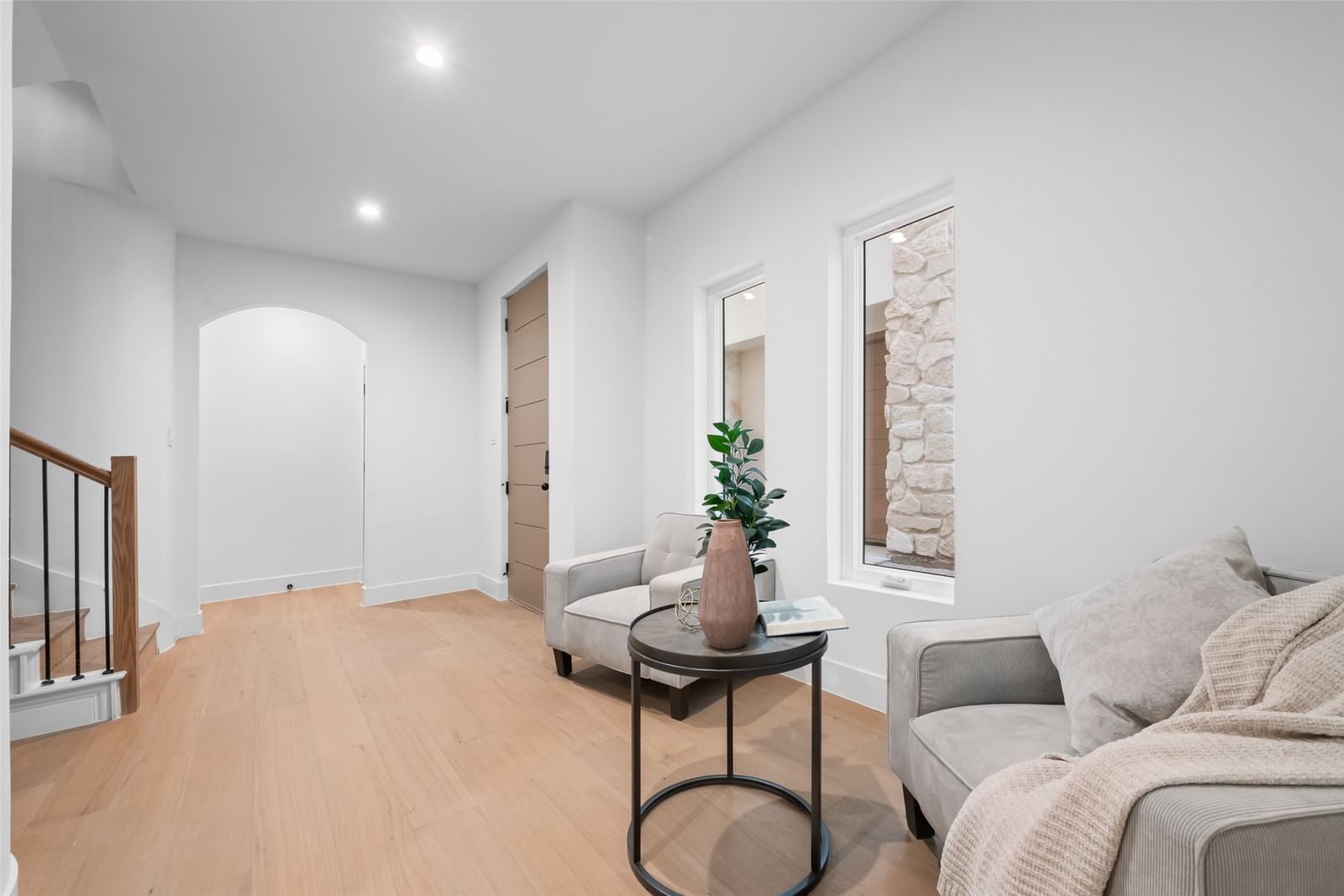 1504 Holly Avenue — photo 4