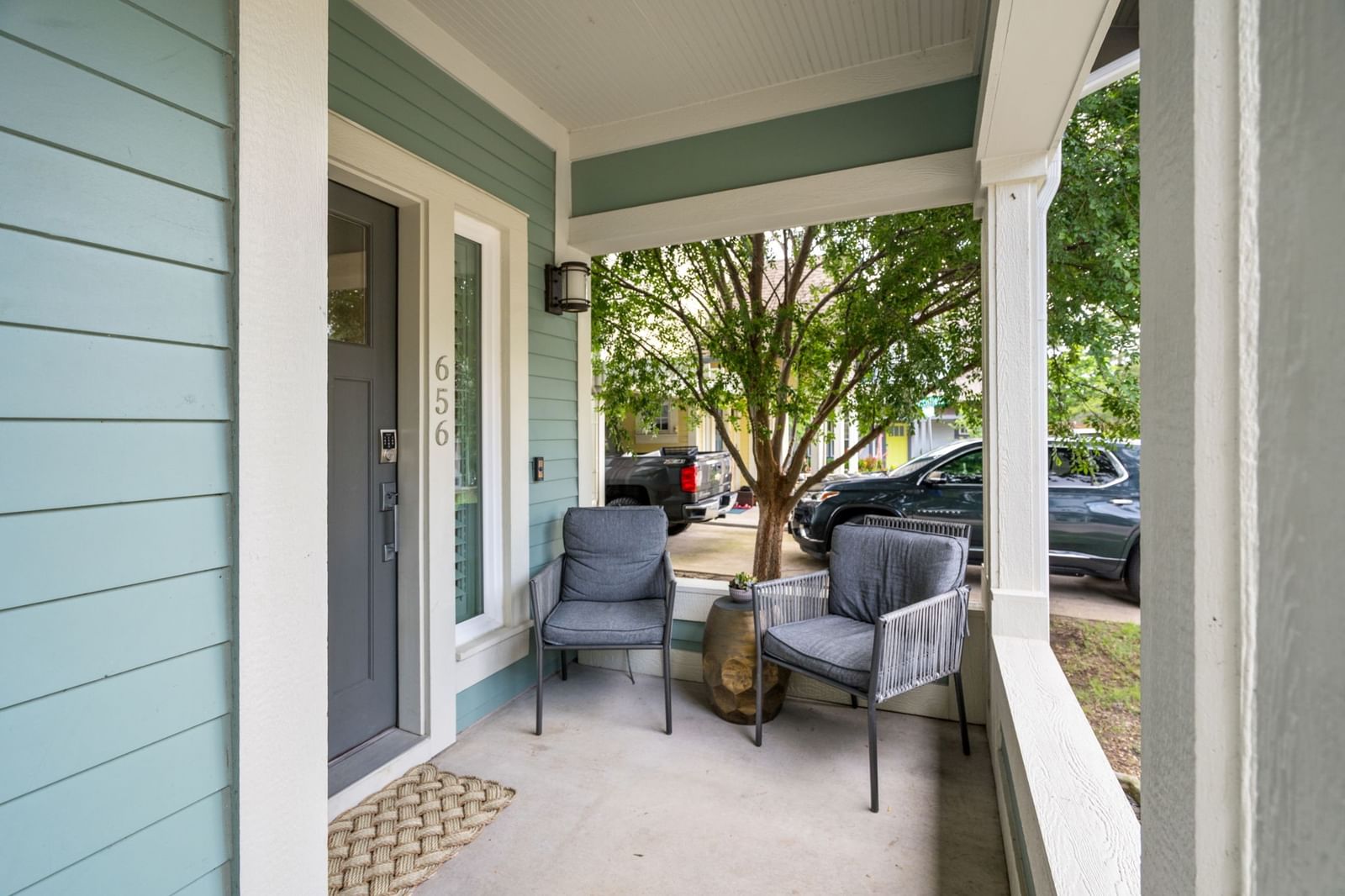 656 Bishop Heights Lane — photo 3