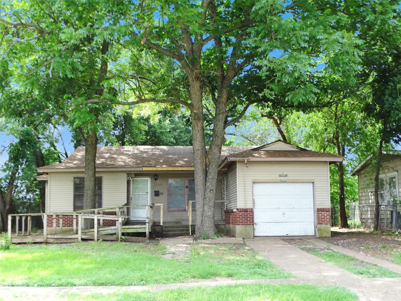 3032 Dahlia Drive