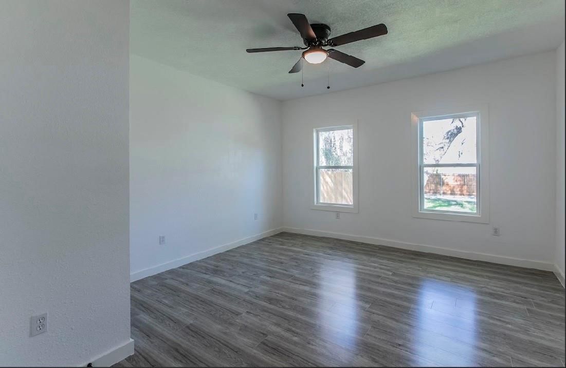 1407 Georgia Avenue — photo 3