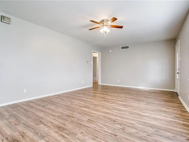 1255 Pentagon Parkway — photo 3