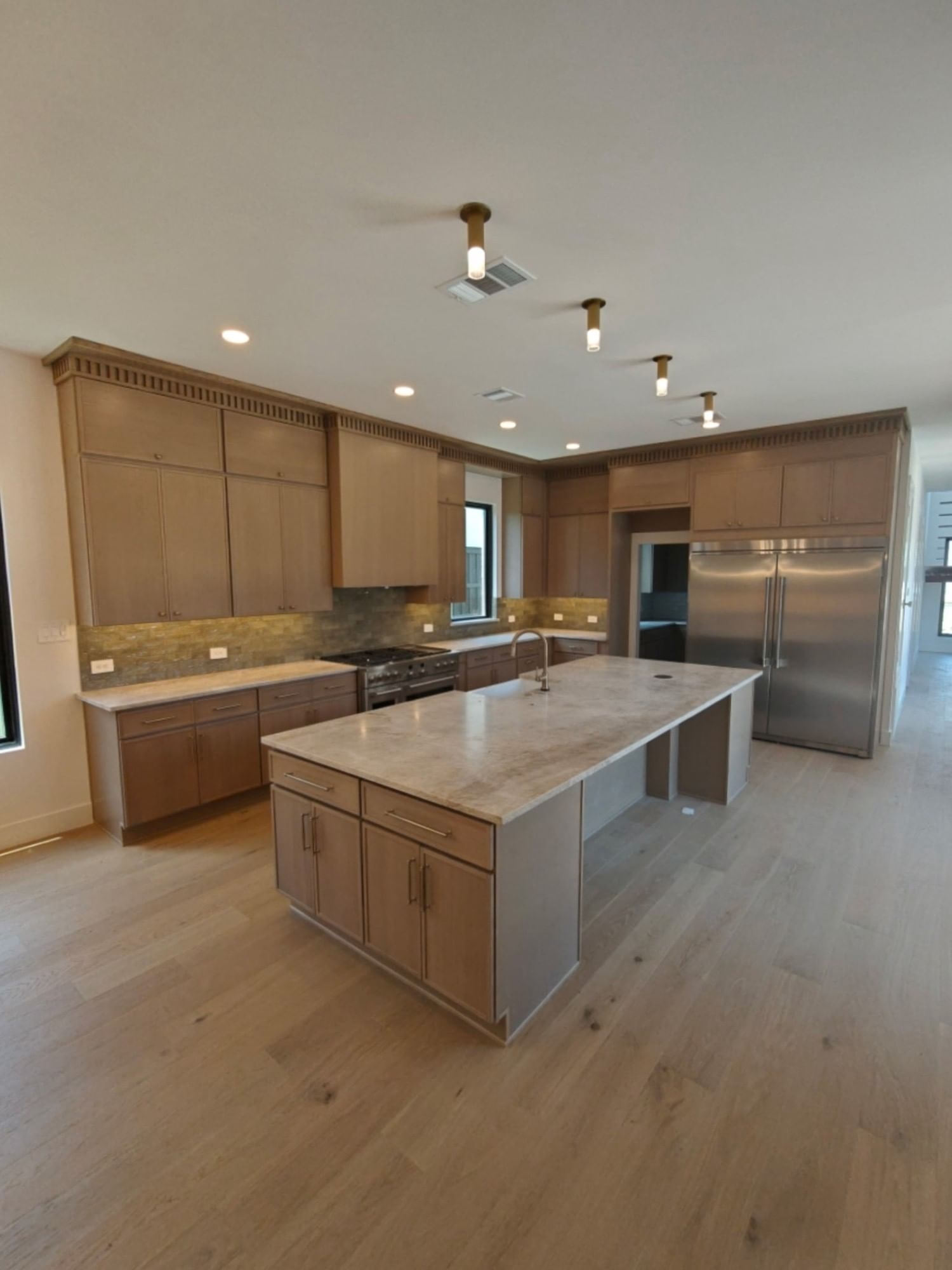 4906 Wenonah Drive — photo 2