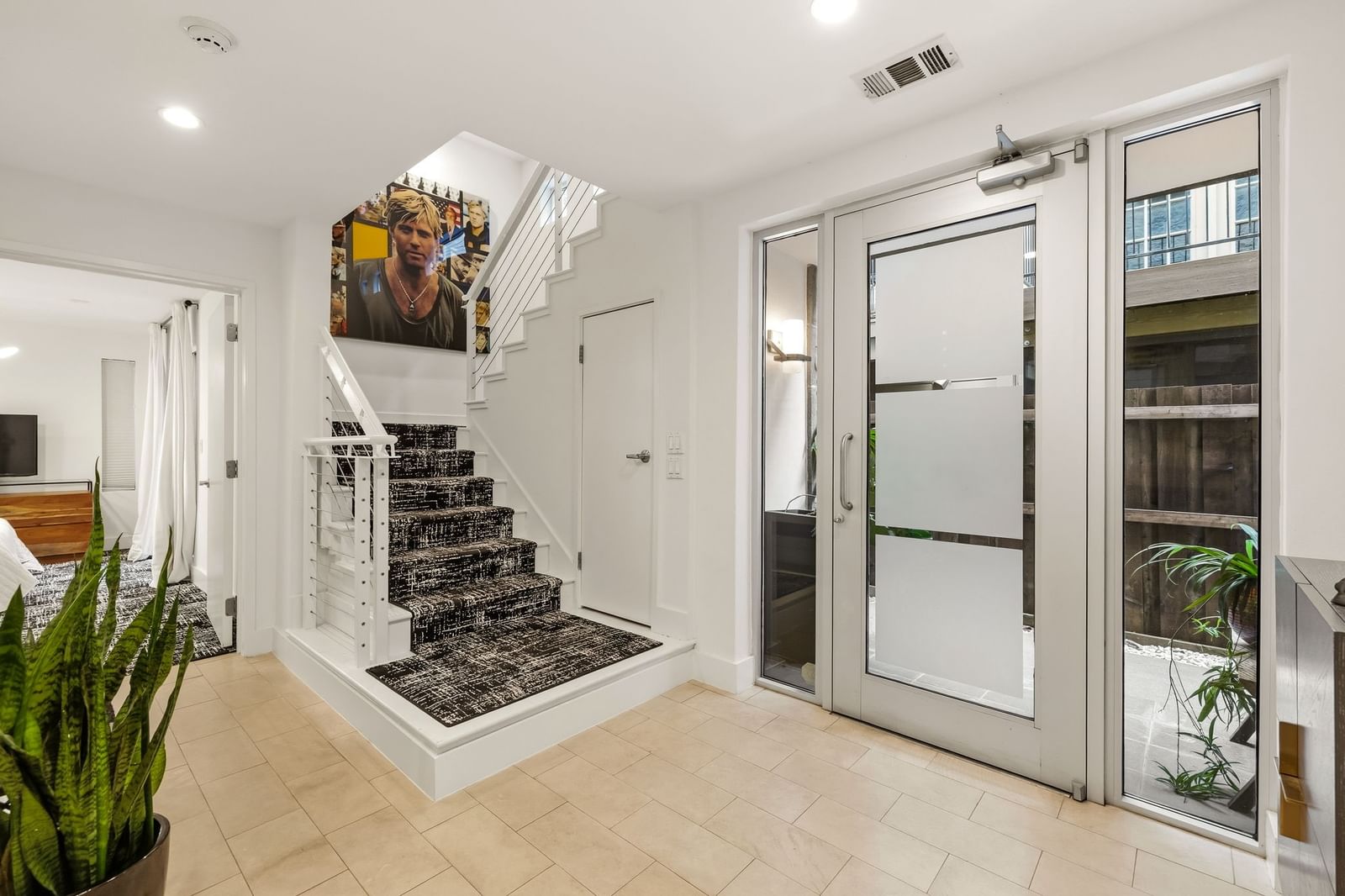 4023 Bowser Avenue — photo 4