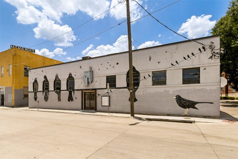 215 Walton Street #1