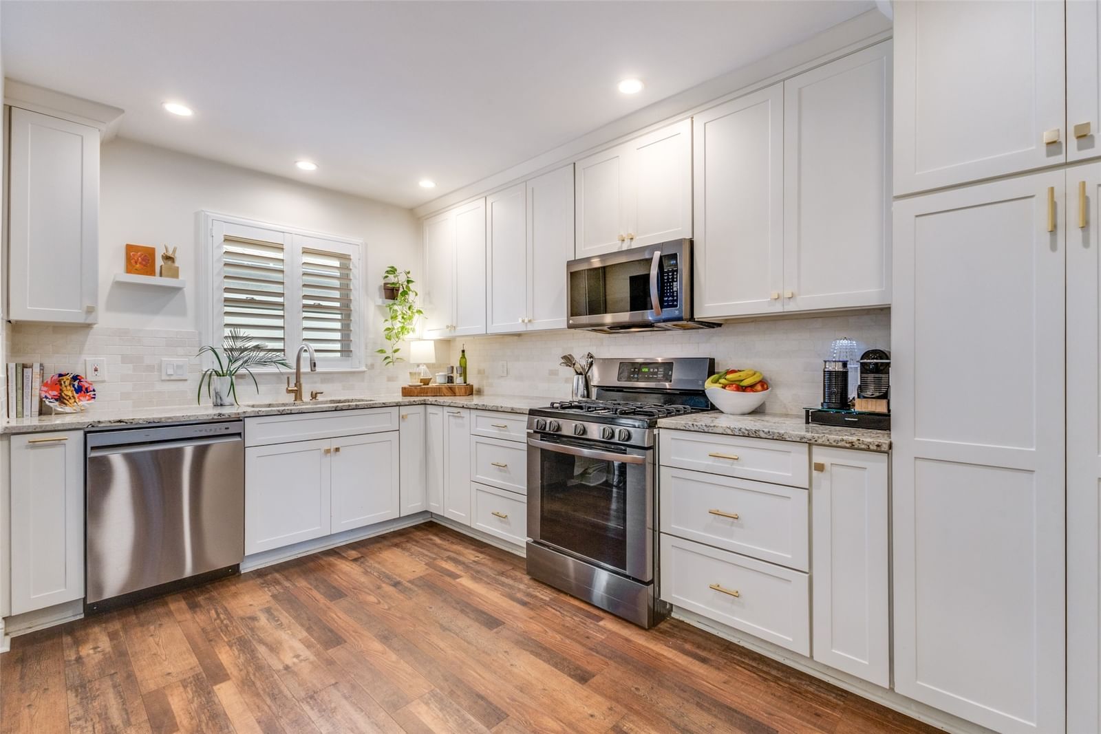 6347 Sudbury Drive — photo 9