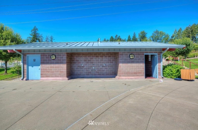 1827 176th Avenue E photo 10