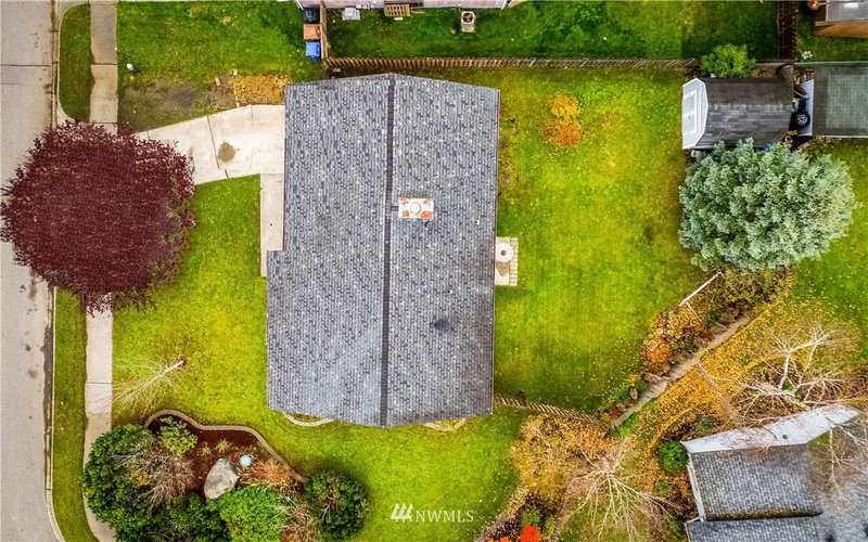2215 67th Avenue NE photo 24