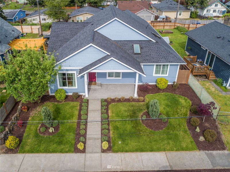 2334 S Wilkeson Street photo 2