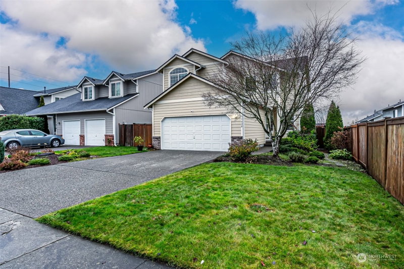 17408 90th Avenue Ct E photo 2