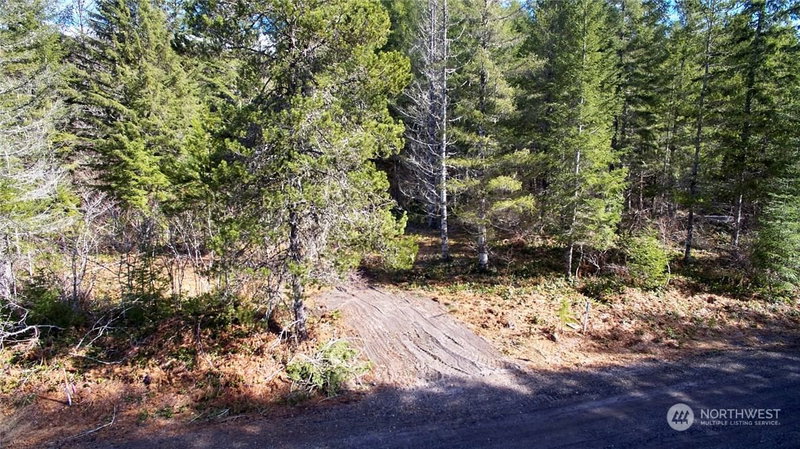 8 Lahar Lane photo 2