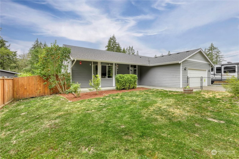 30506 56th Avenue S photo 2