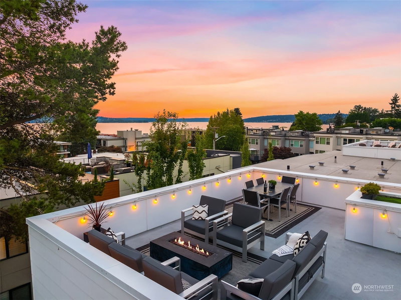 10123 NE 63rd street condominium