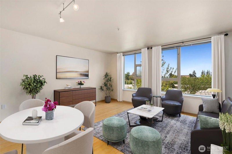 Welch Plaza Condominiums