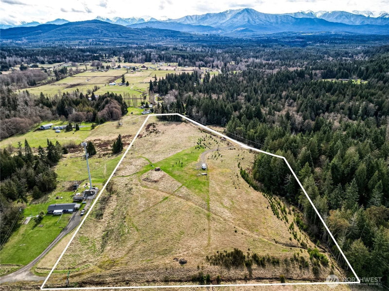 341 Sherburne Road photo 2