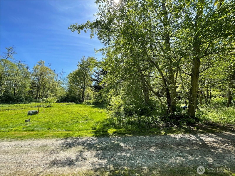 81 F Beach Way photo 2