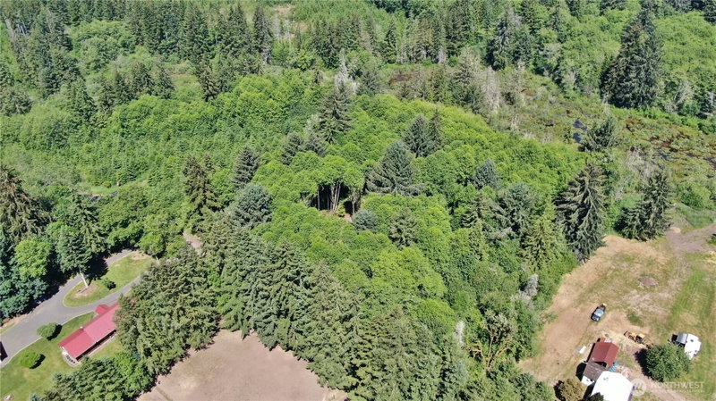 0 NKA North River Road photo 14